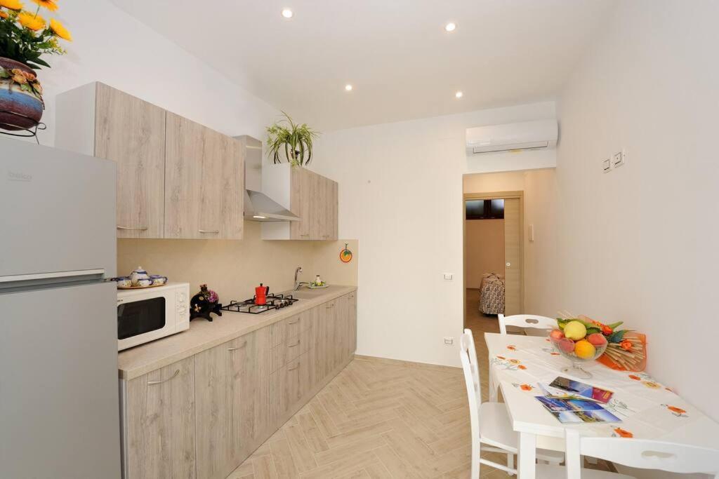 Mon Reve 2 Apartment Pianillo Bagian luar foto